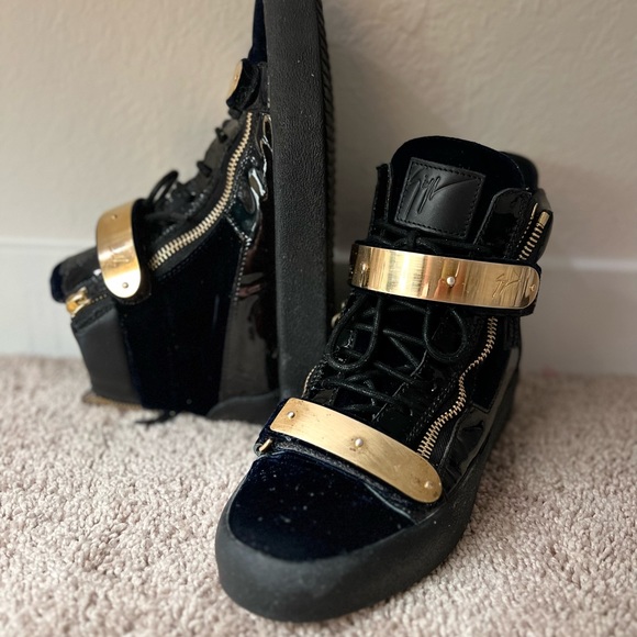 Giuseppe Zanotti shoes in a mint condițion . - Picture 3 of 4